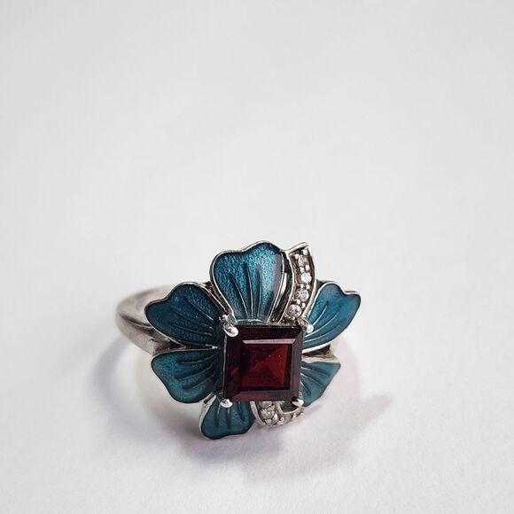 Flower Ring With Garnet Center - Picture 1 of 5
